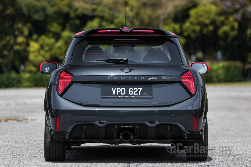 MINI 3 Door F66 (2024) Exterior