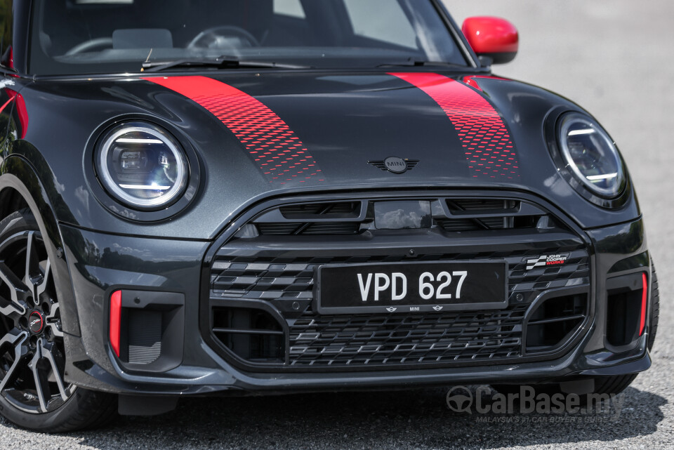 MINI 3 Door F66 (2024) Exterior