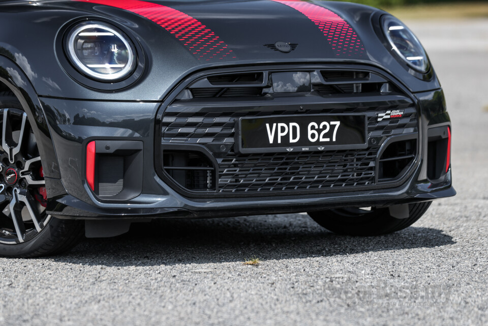 MINI 3 Door F66 (2024) Exterior
