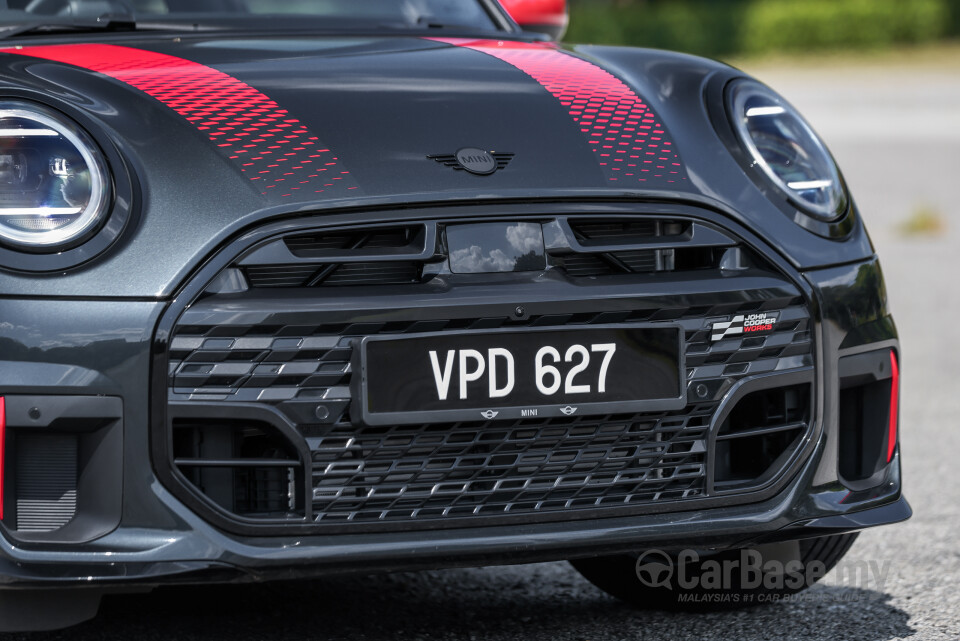 MINI 3 Door F66 (2024) Exterior
