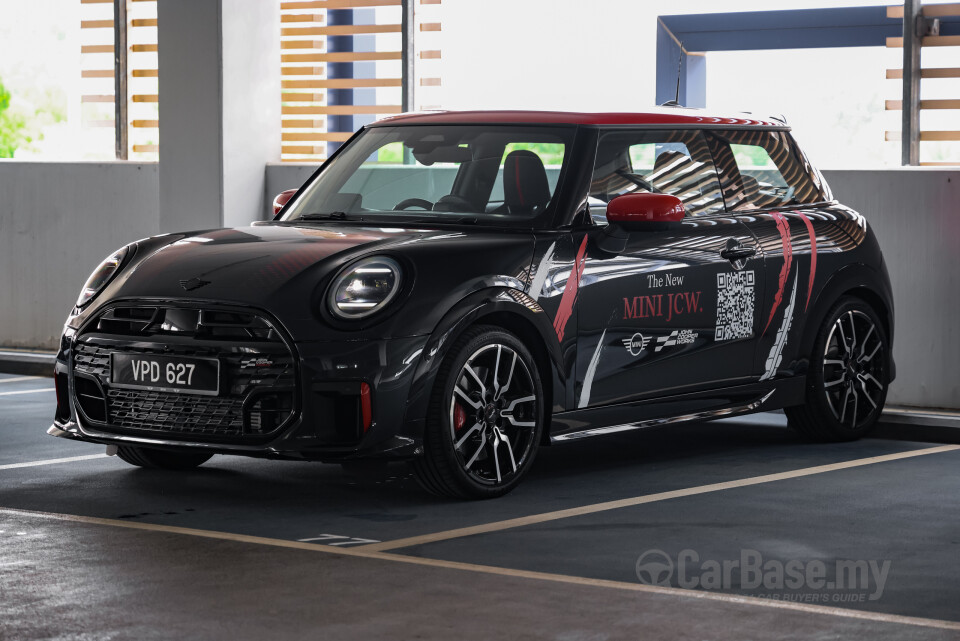 MINI 3 Door F66 (2024) Exterior