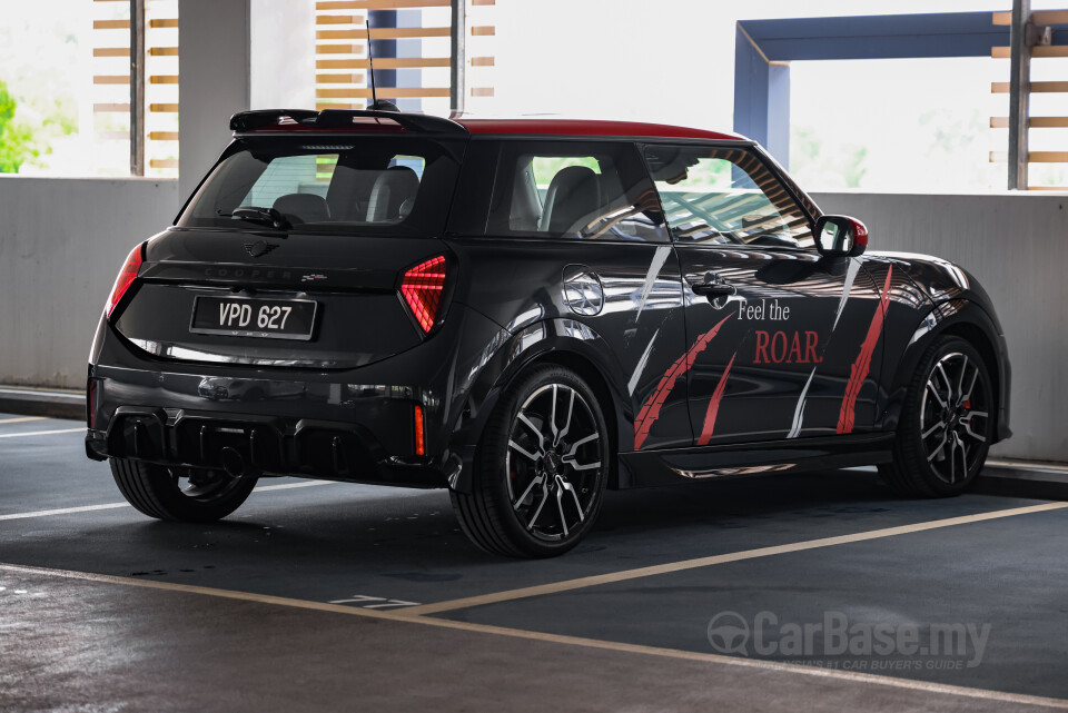 MINI 3 Door F66 (2024) Exterior