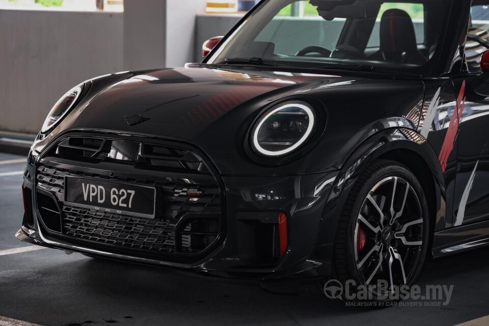 MINI 3 Door F66 (2024) Exterior