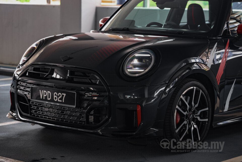 MINI 3 Door F66 (2024) Exterior