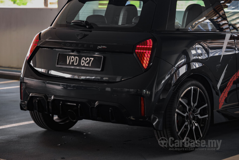 MINI 3 Door F66 (2024) Exterior