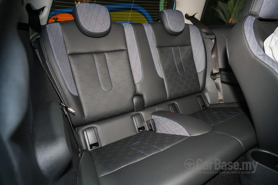 MINI 3 Door F66 (2024) Interior