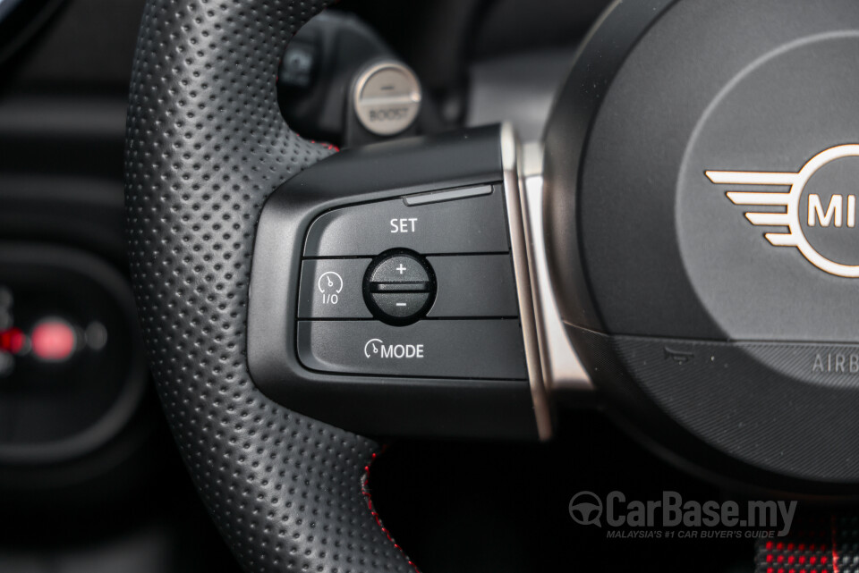 MINI 3 Door F66 (2024) Interior