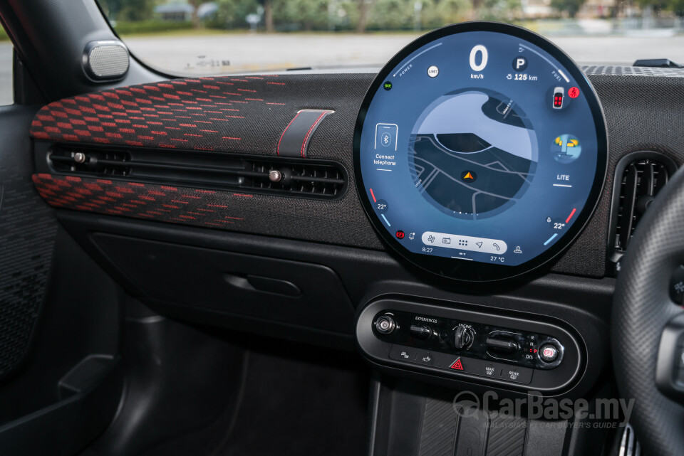 MINI 3 Door F66 (2024) Interior