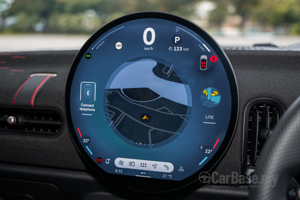 MINI 3 Door F66 (2024) Interior
