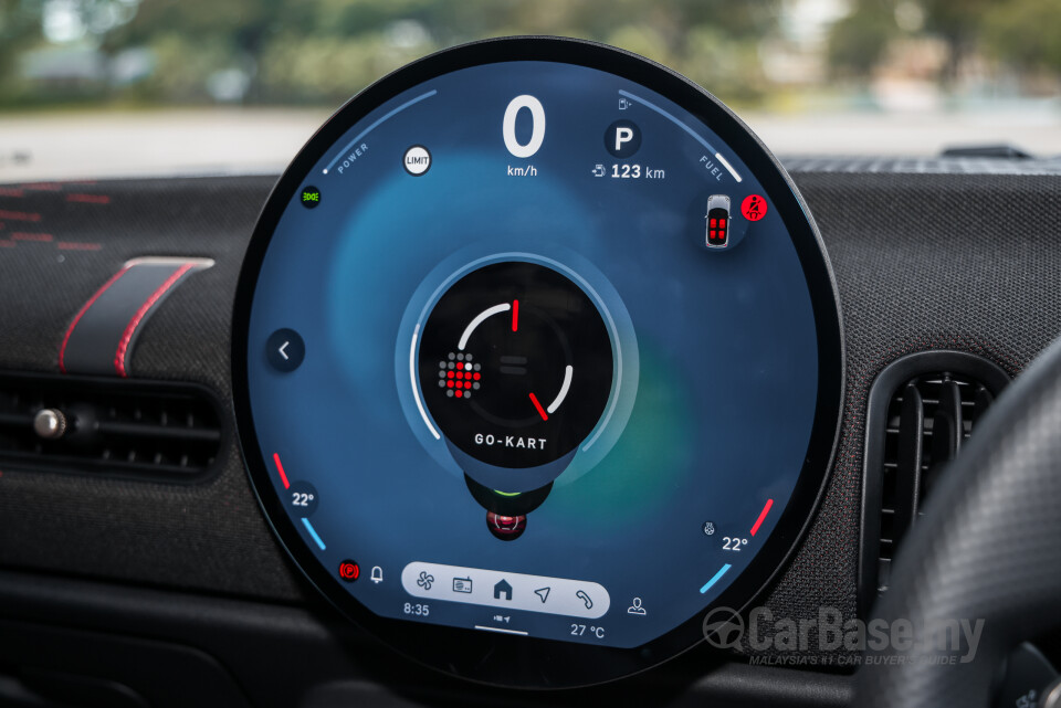 MINI 3 Door F66 (2024) Interior