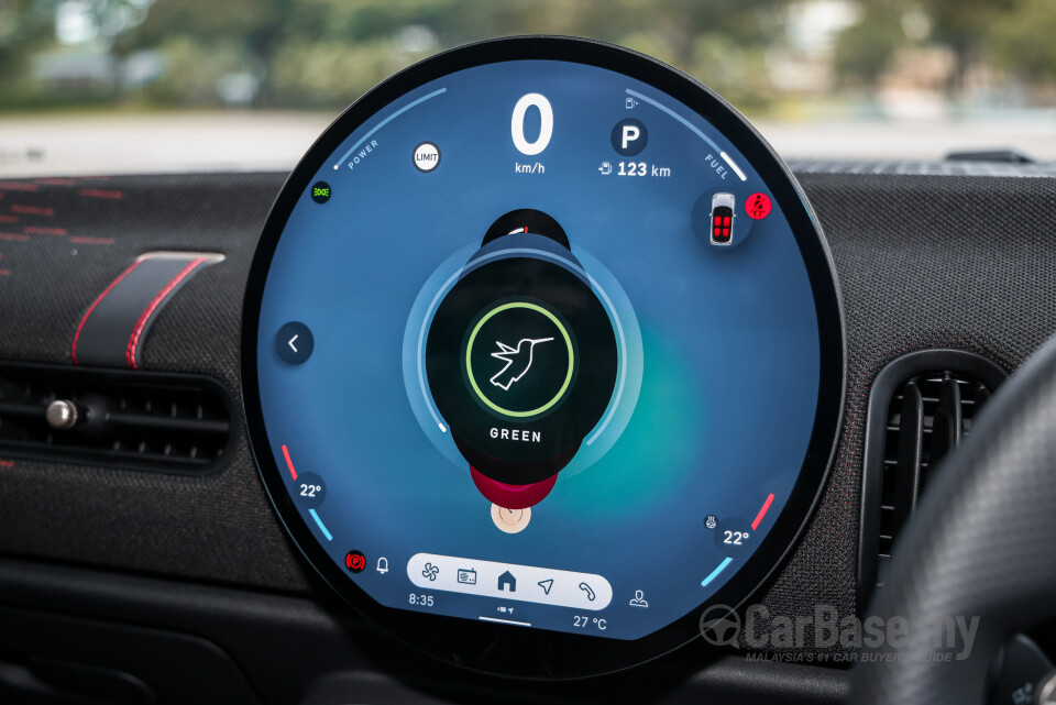 MINI 3 Door F66 (2024) Interior