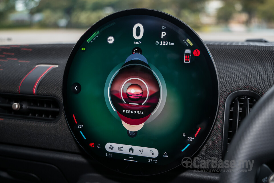 MINI 3 Door F66 (2024) Interior