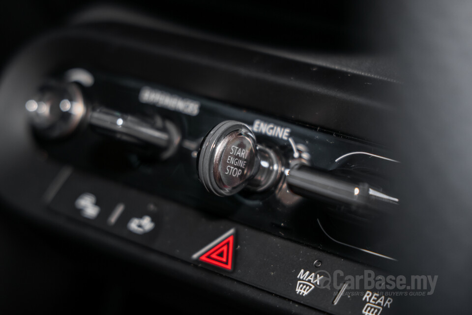 MINI 3 Door F66 (2024) Interior