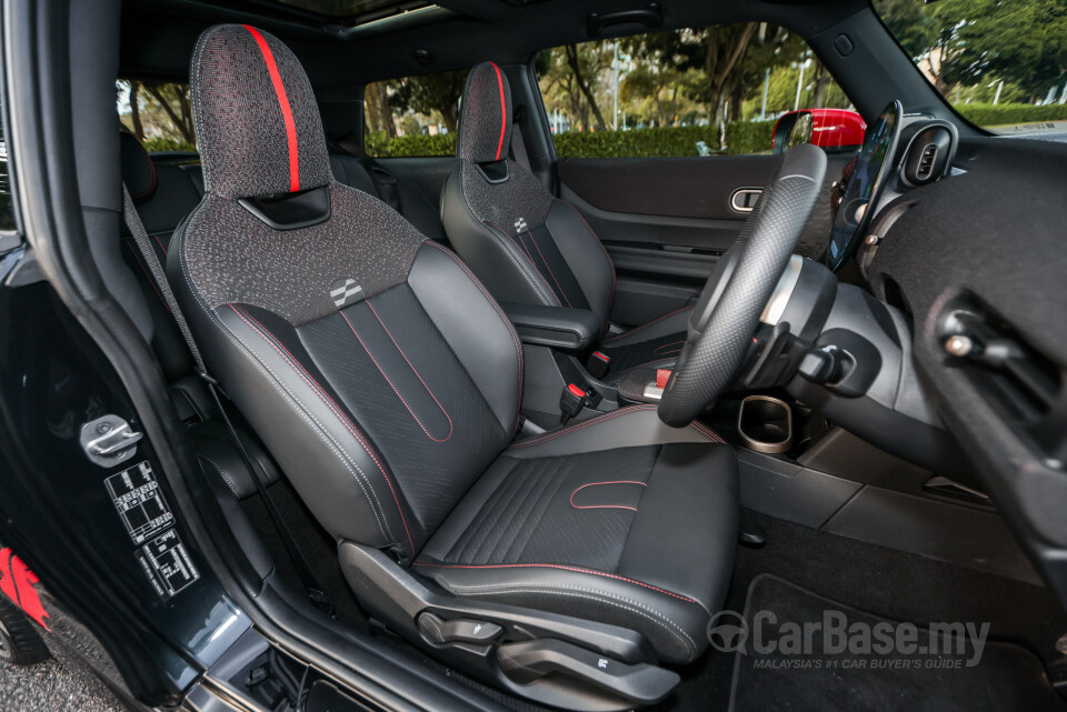 MINI 3 Door F66 (2024) Interior