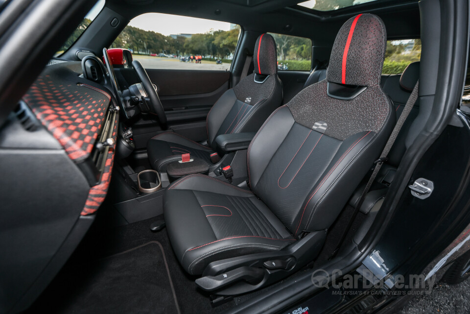 MINI 3 Door F66 (2024) Interior