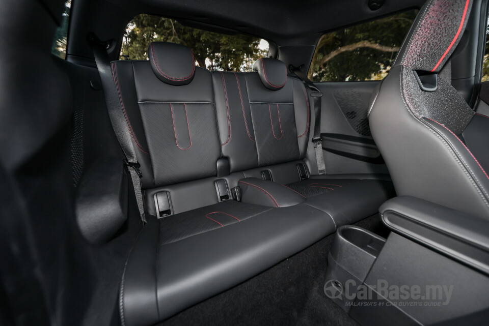 MINI 3 Door F66 (2024) Interior