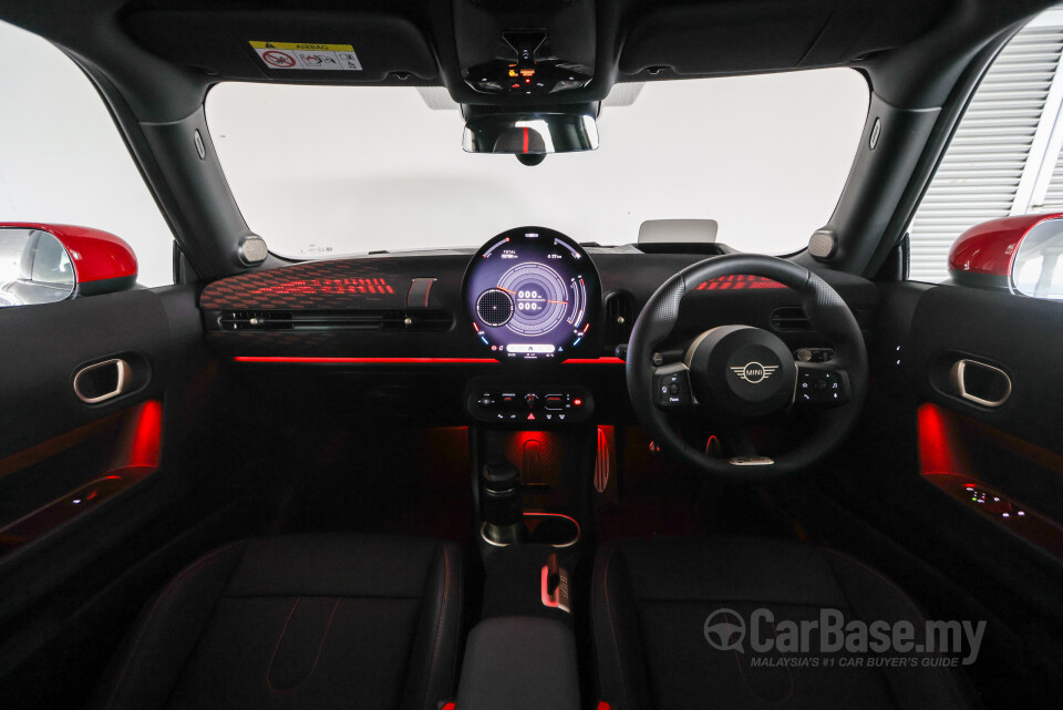 MINI 3 Door F66 (2024) Interior