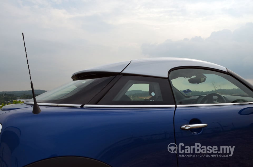 MINI Coupe Mk1 (2011) Exterior