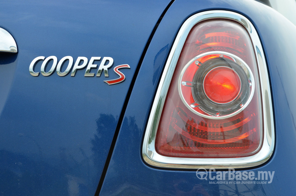 MINI Coupe Mk1 (2011) Exterior