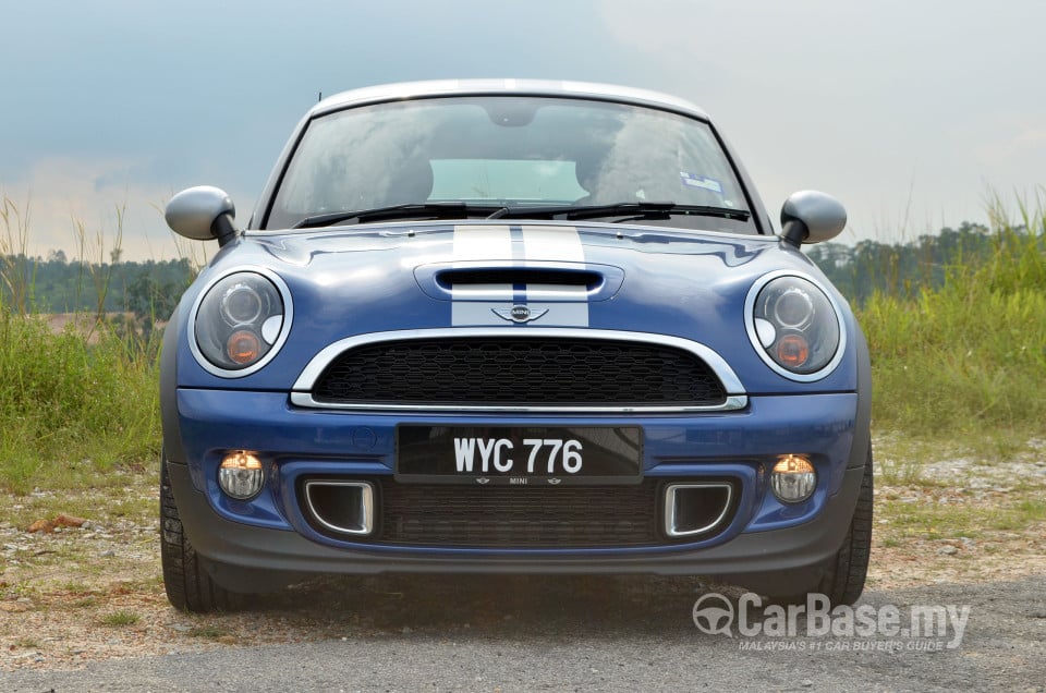MINI Coupe Mk1 (2011) Exterior