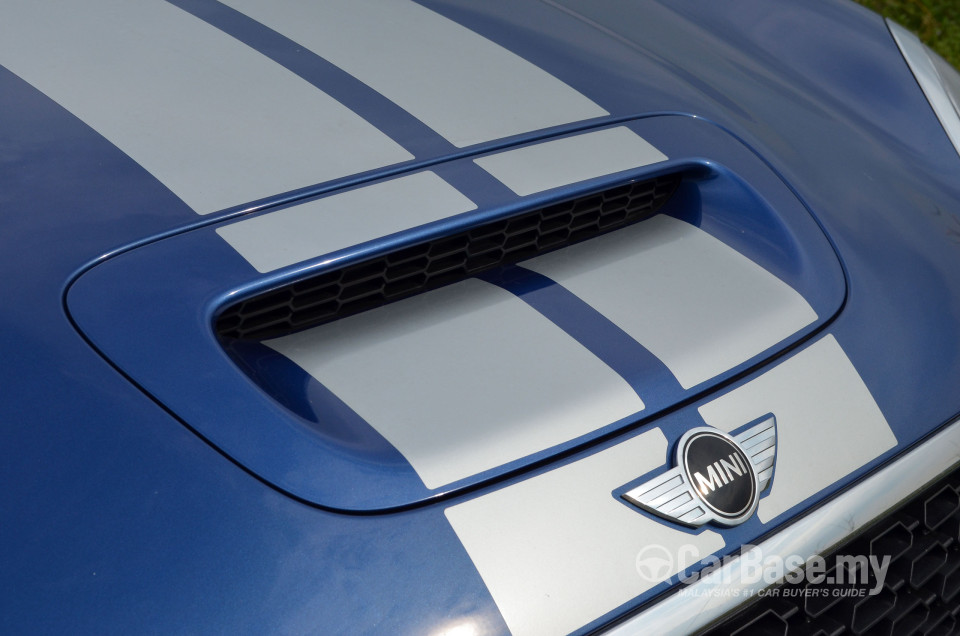 MINI Coupe Mk1 (2011) Exterior