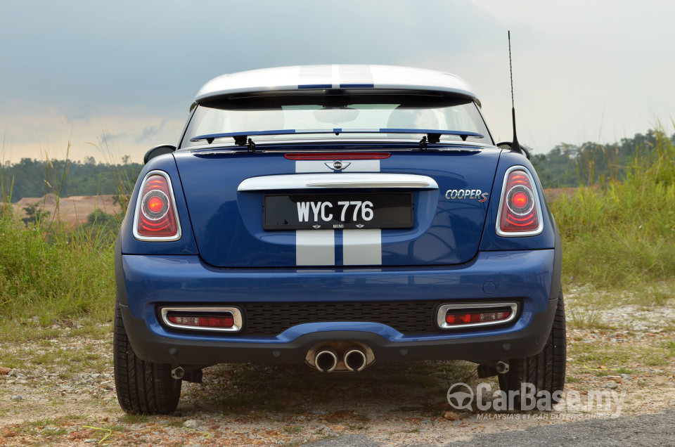 MINI Coupe Mk1 (2011) Exterior