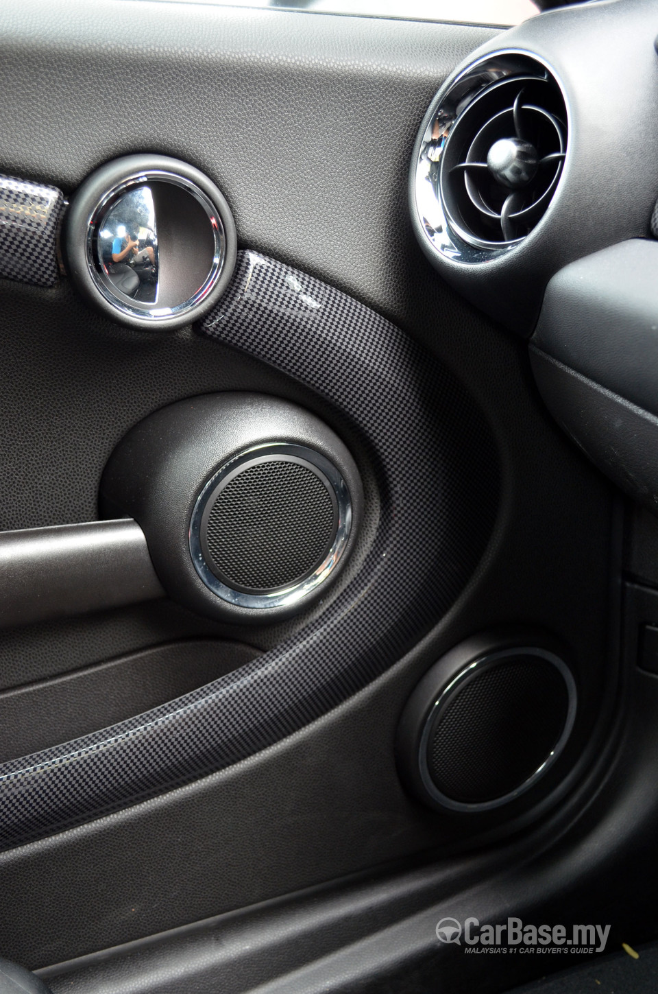MINI Coupe Mk1 (2011) Interior