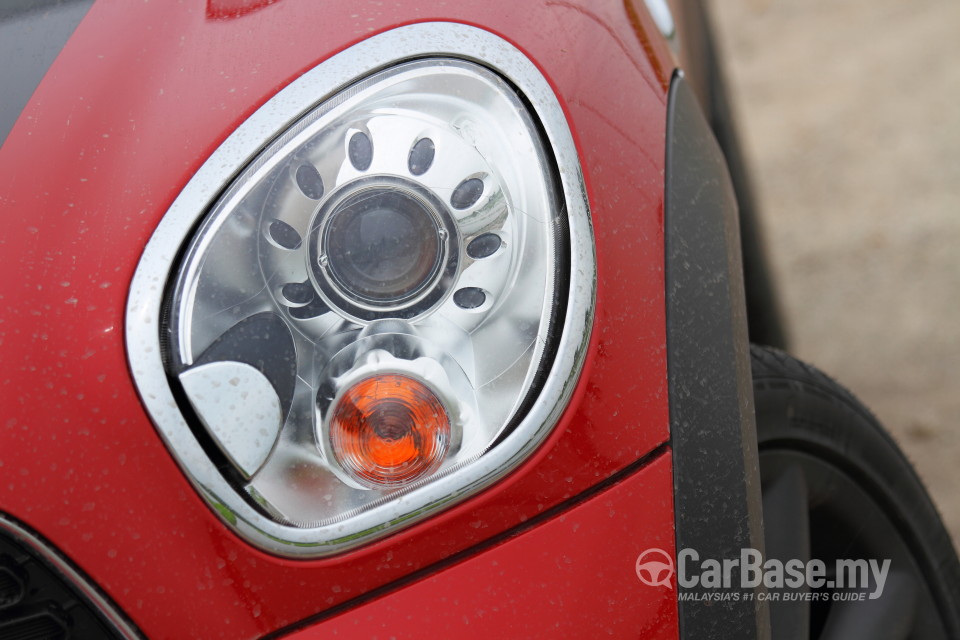 MINI Countryman R60 (2011) Exterior