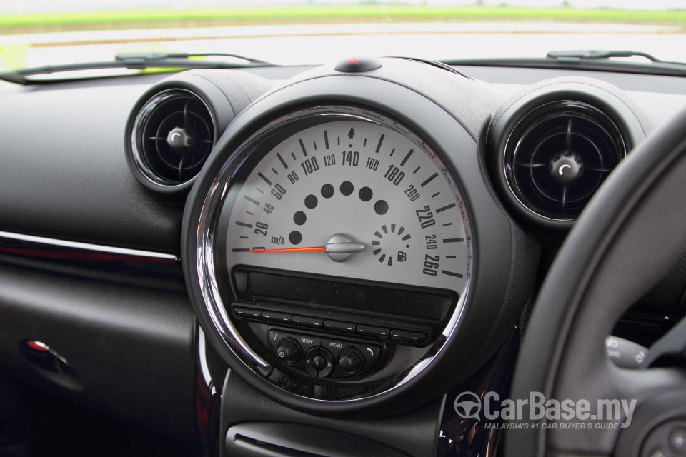 MINI Countryman R60 (2011) Interior