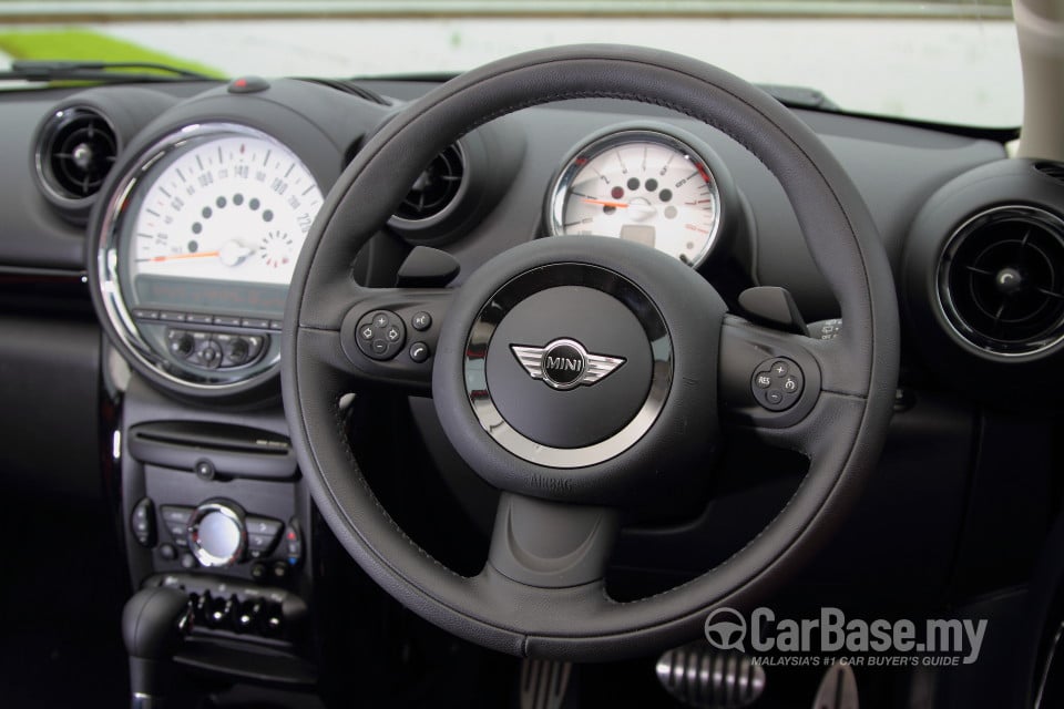 MINI Countryman R60 (2011) Interior