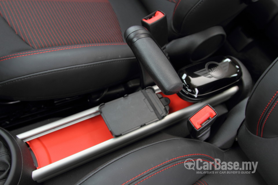 MINI Countryman R60 (2011) Interior