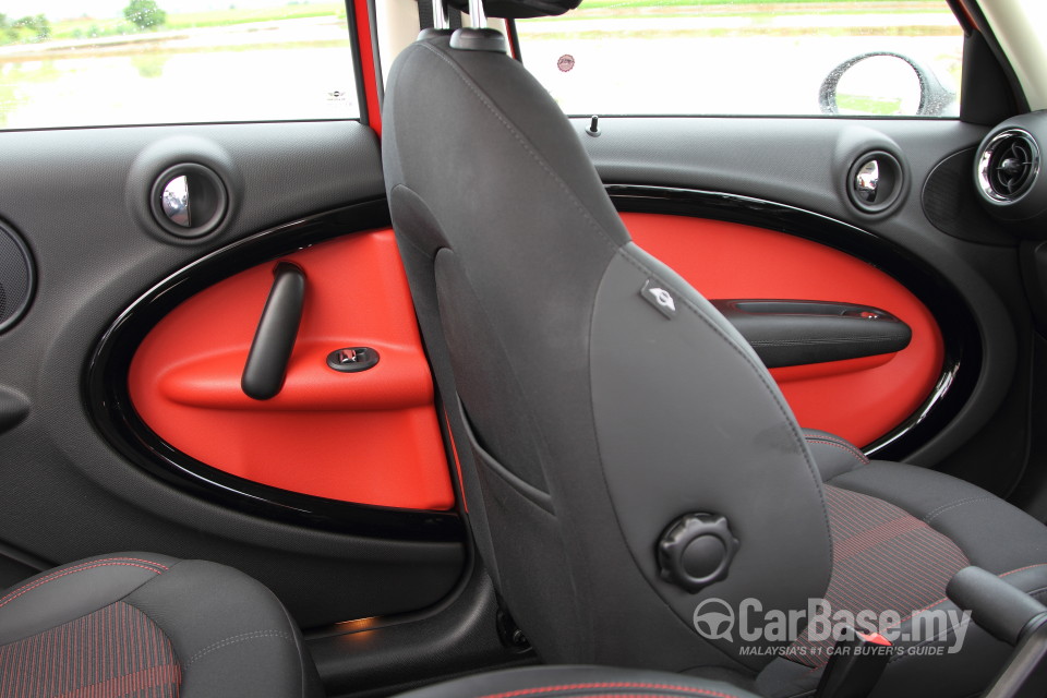 MINI Countryman R60 (2011) Interior