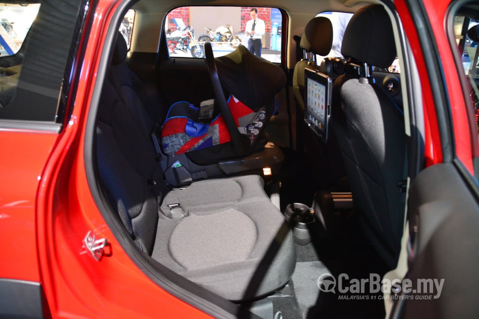 MINI Countryman R60 LCI (2014) Interior