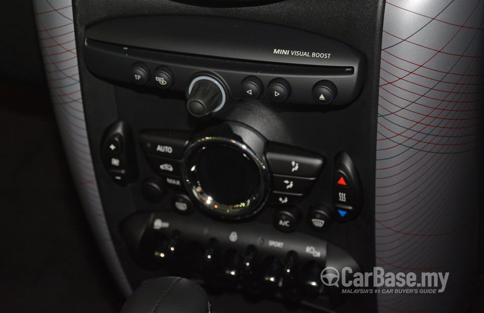 MINI Countryman R60 LCI (2014) Interior