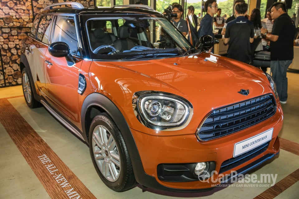 MINI Countryman F60 (2017) Exterior