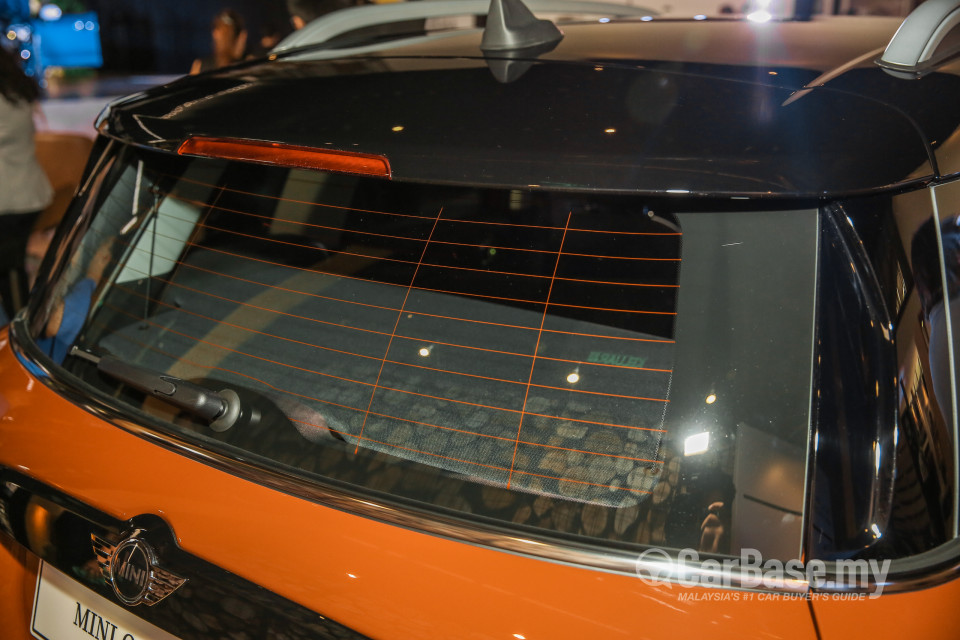MINI Countryman F60 (2017) Exterior