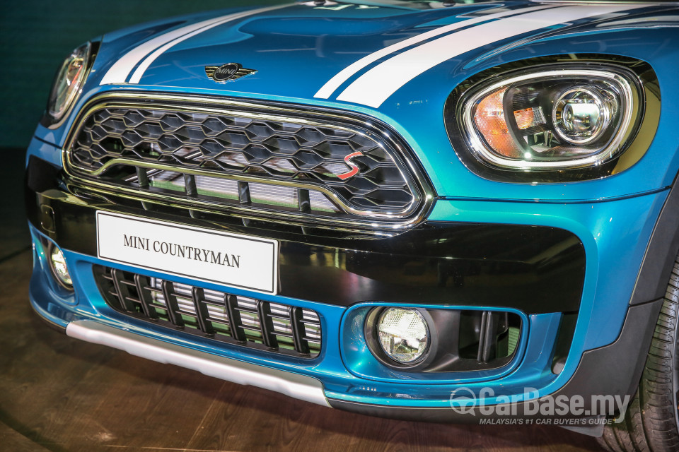 MINI Countryman F60 (2017) Exterior