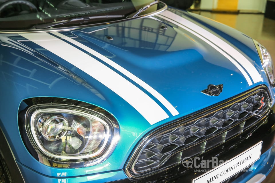 MINI Countryman F60 (2017) Exterior