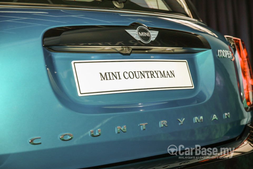 MINI Countryman F60 (2017) Exterior