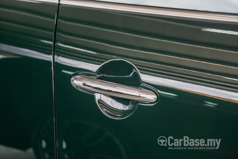 MINI Countryman F60 (2017) Exterior