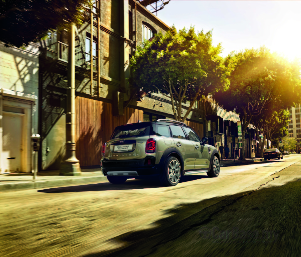 MINI Countryman F60 (2017) Exterior