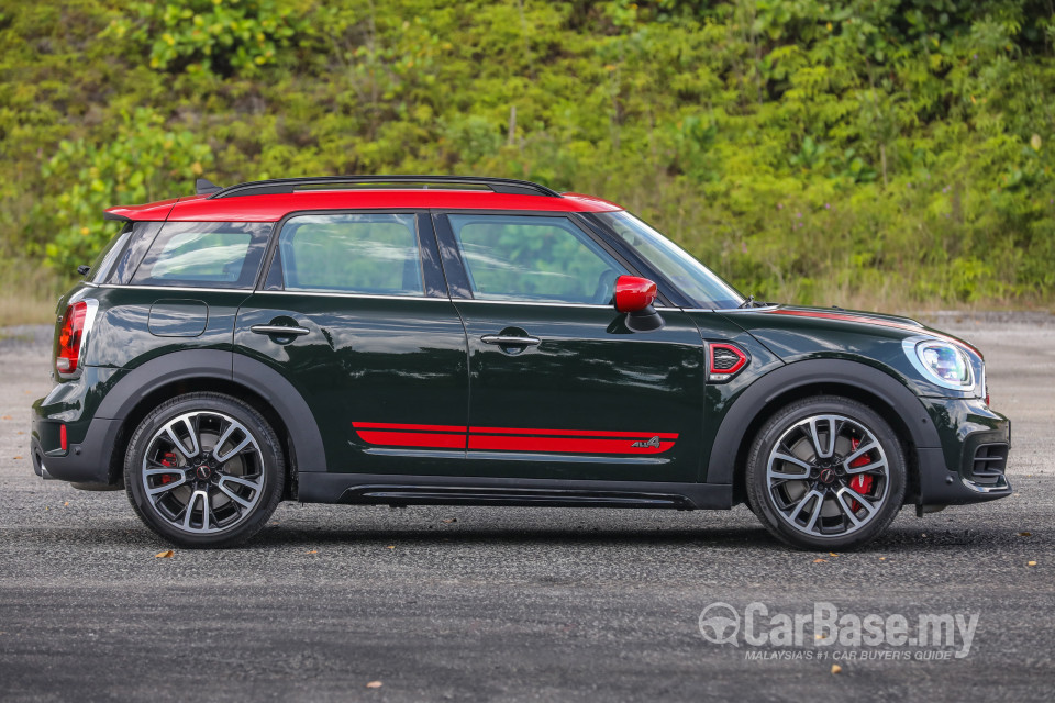 MINI Countryman F60 (2017) Exterior