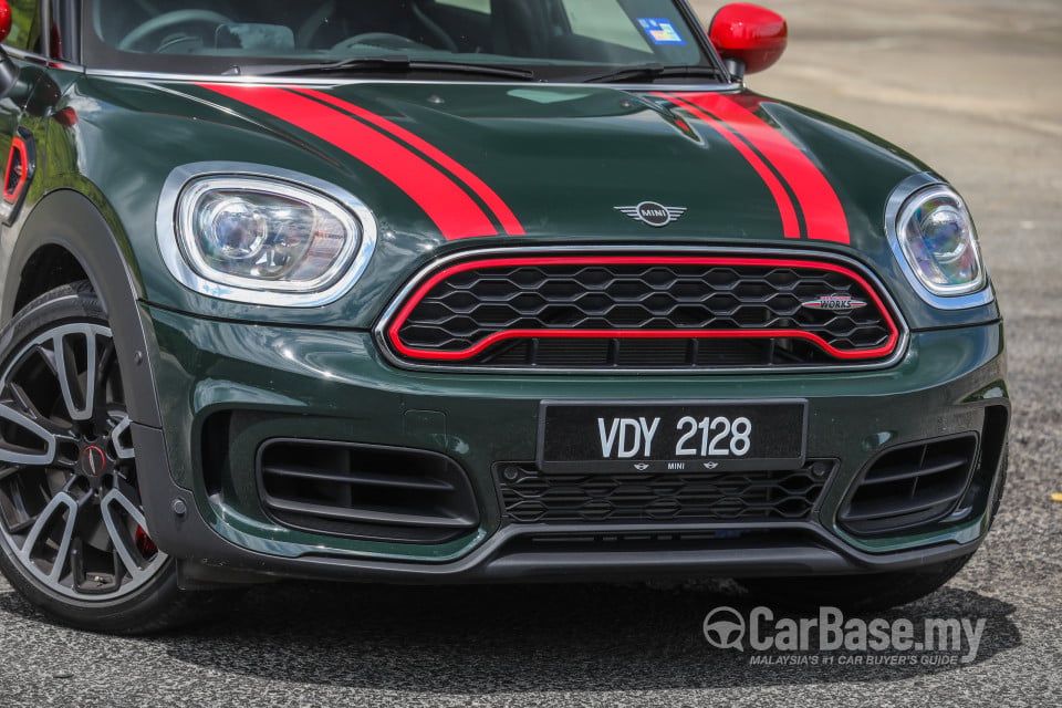 MINI Countryman F60 (2017) Exterior