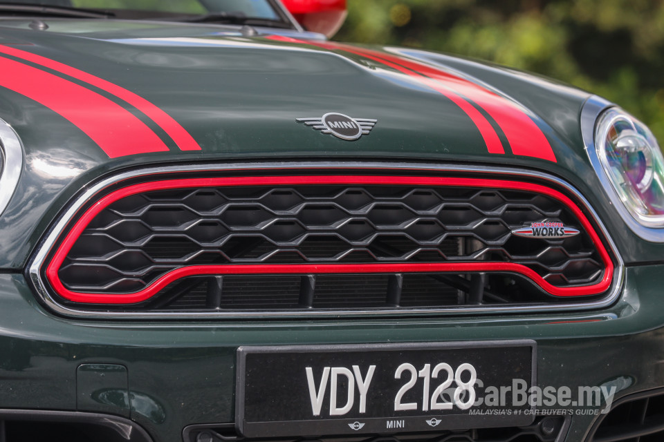 MINI Countryman F60 (2017) Exterior
