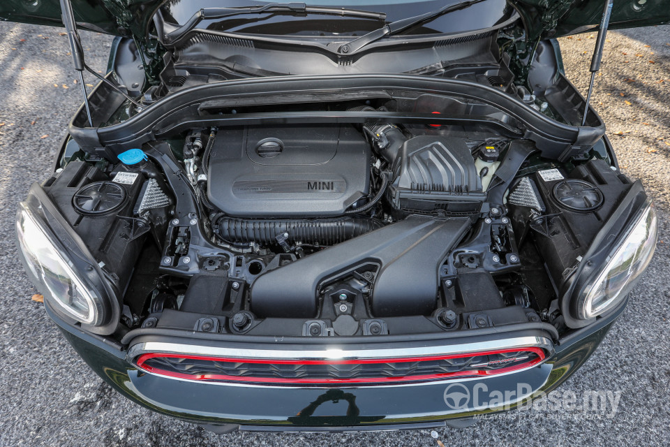 MINI Countryman F60 (2017) Exterior