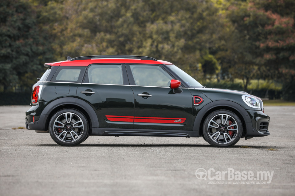 MINI Countryman F60 (2017) Exterior