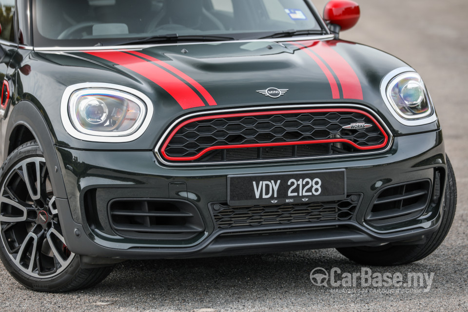MINI Countryman F60 (2017) Exterior
