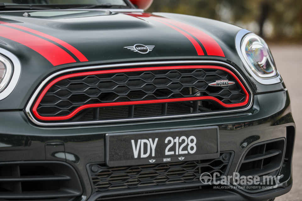 MINI Countryman F60 (2017) Exterior