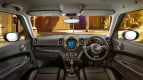 MINI Countryman Interior photo