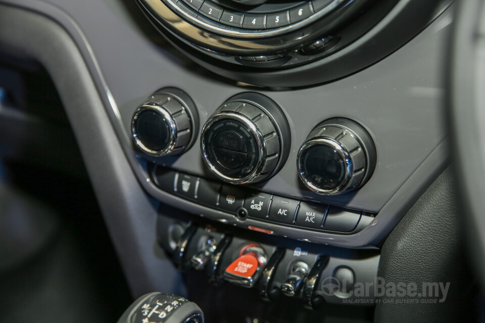 BMW i4 G26 (2022) Interior